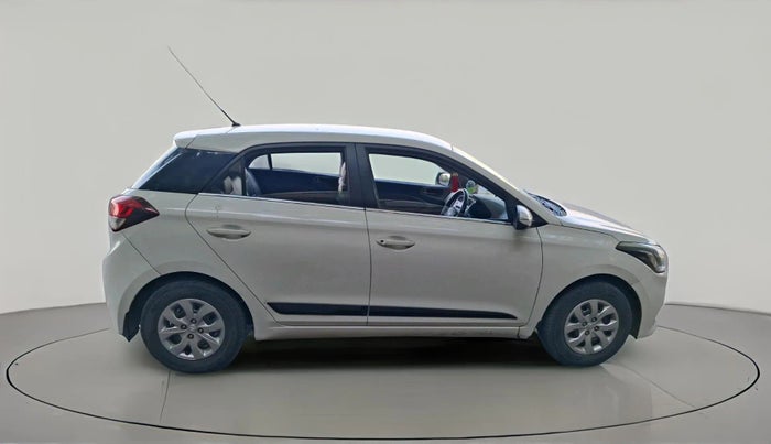 2016 Hyundai Elite i20 SPORTZ 1.2, CNG, Manual, 1,36,025 km, exterior