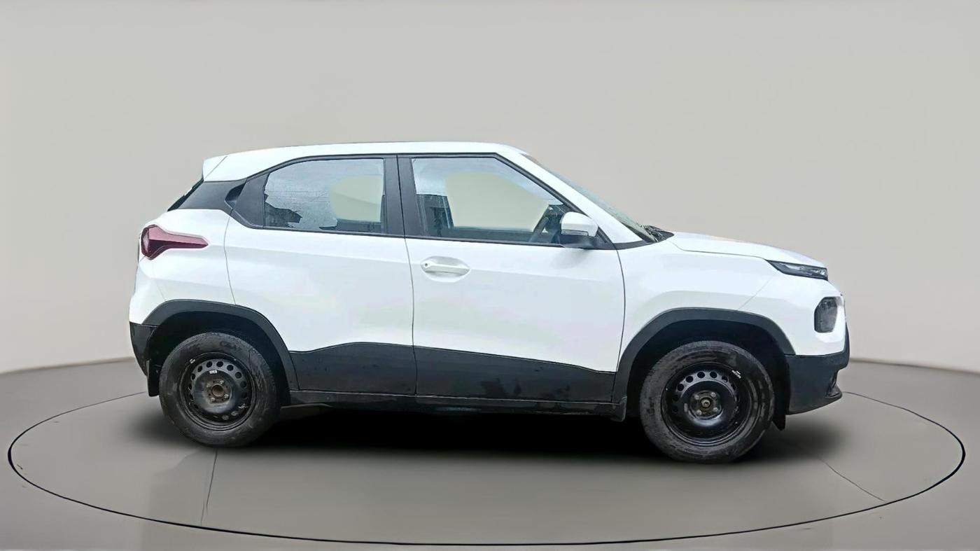 2024 Tata PUNCH ADVENTURE RHYTHM CNG, CNG, Manual, 29,790 km, exterior