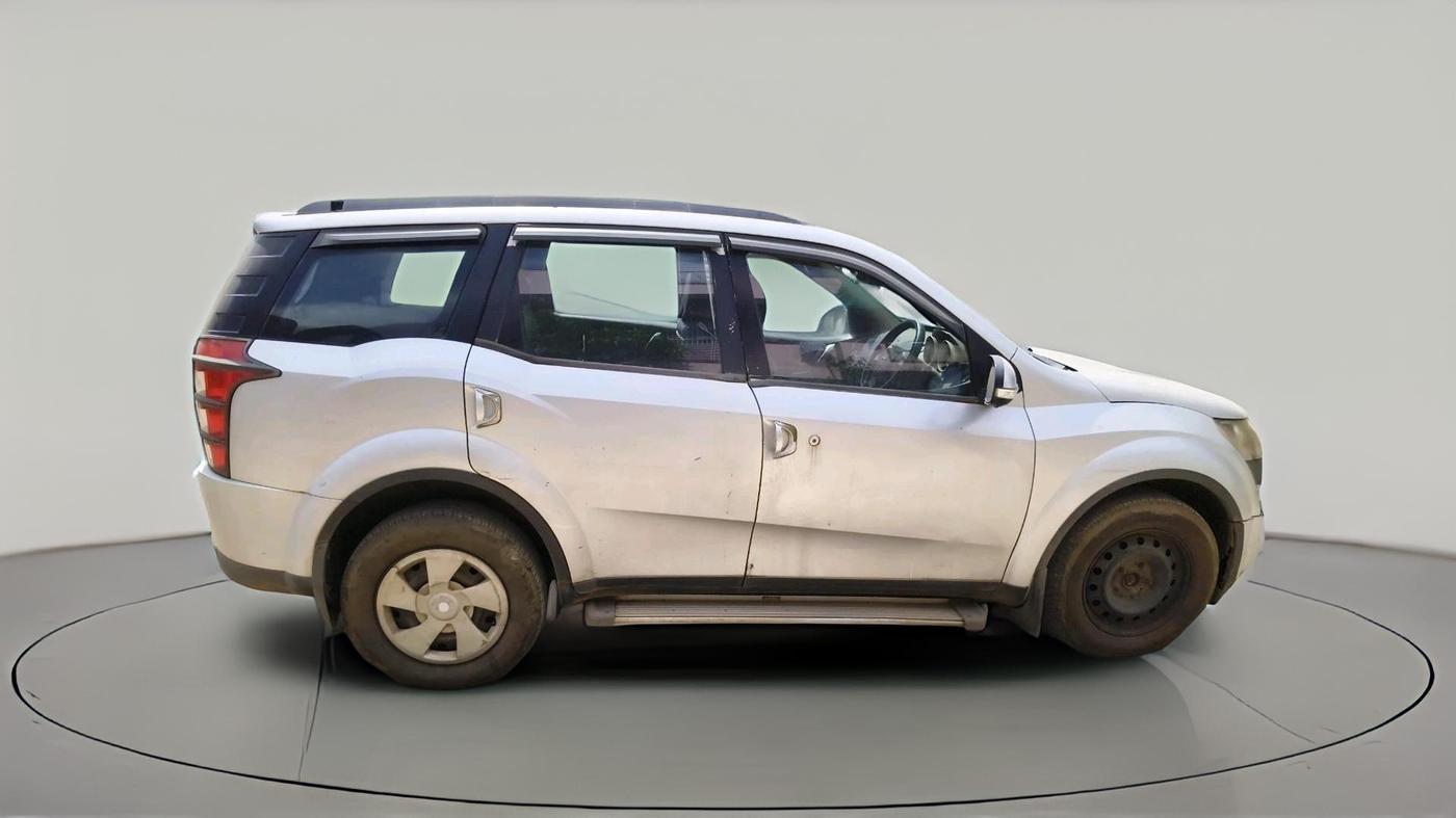2012 Mahindra XUV500 W6, Diesel, Manual, 1,56,388 km, exterior