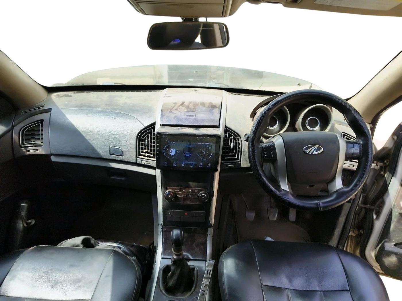 2012 Mahindra XUV500 W6, Diesel, Manual, 1,56,388 km, interior