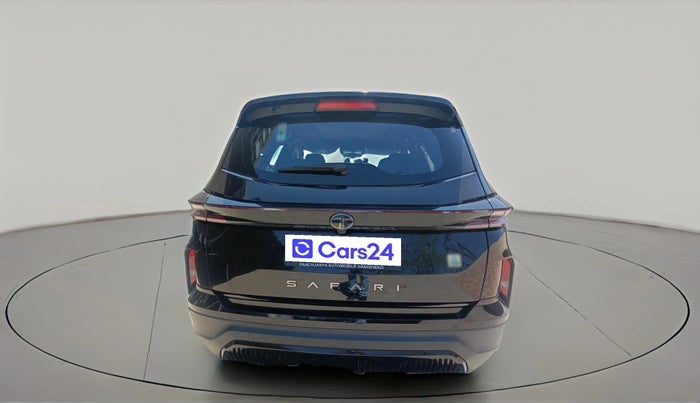 2025 Tata Safari PURE PLUS S DARK EDITION AT, Diesel, Automatic, 3,067 km, exterior