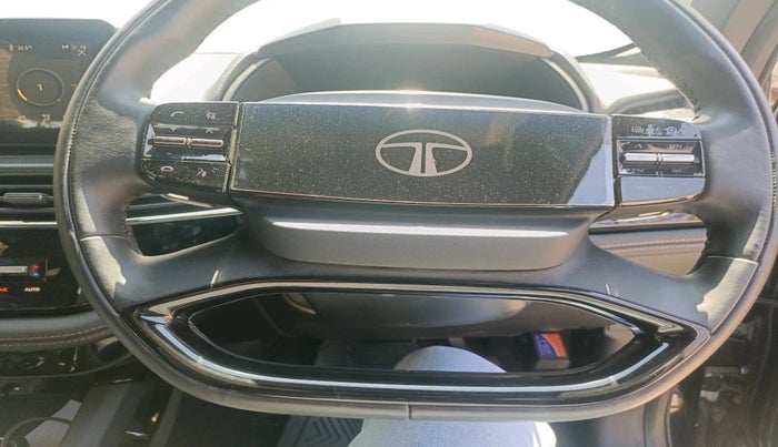 2025 Tata Safari PURE PLUS S DARK EDITION AT, Diesel, Automatic, 3,067 km, interior