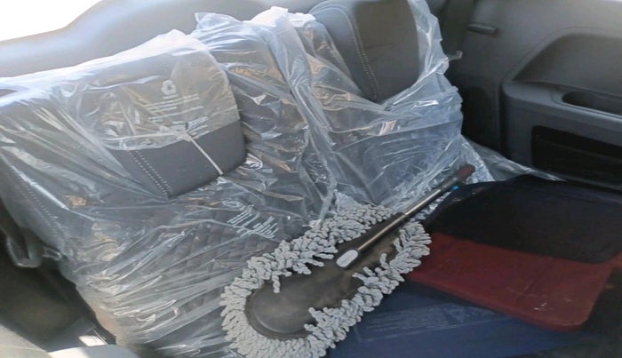 2025 Tata Safari PURE PLUS S DARK EDITION AT, Diesel, Automatic, 3,067 km, interior