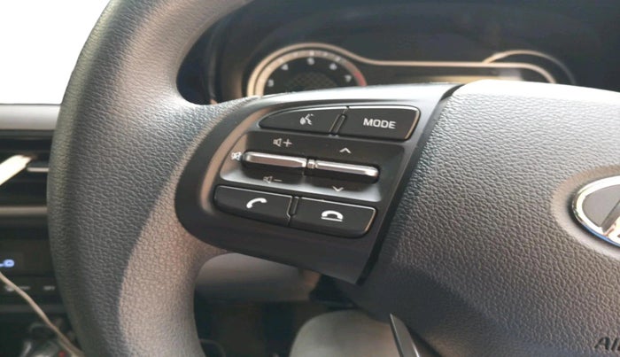2022 Hyundai GRAND I10 NIOS SPORTZ 1.2 KAPPA VTVT, Petrol, Manual, 27,337 km, interior