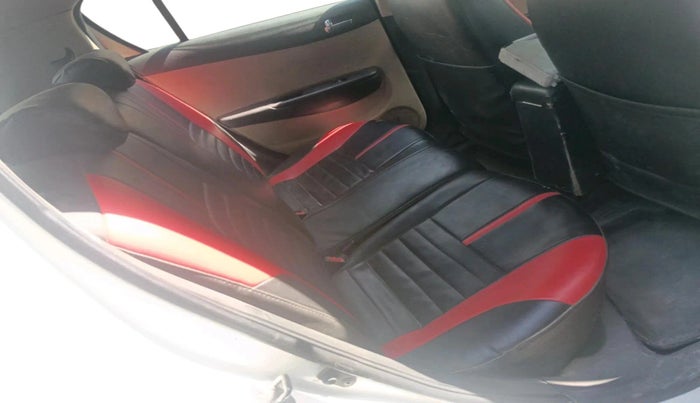 2013 Hyundai i20 SPORTZ 1.4 CRDI, Diesel, Manual, 99,469 km, interior