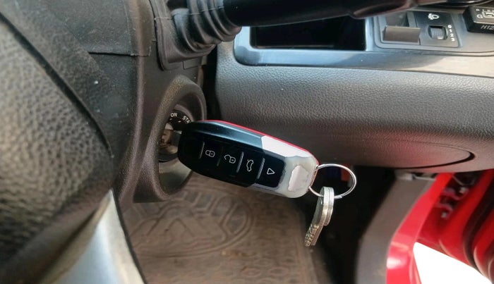 2010 Chevrolet Beat LT PETROL, CNG, Manual, 1,34,992 km, interior