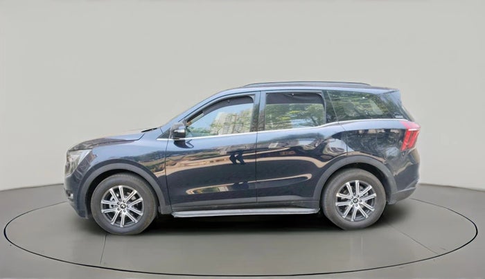 2024 Mahindra XUV700 AX 7 P AT 7 STR, Petrol, Automatic, 4,588 km, exterior