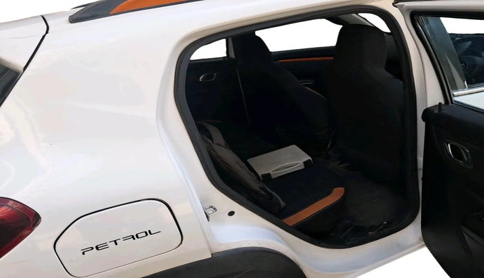2020 Renault Kwid CLIMBER 1.0 (O), Petrol, Manual, 44,683 km, interior