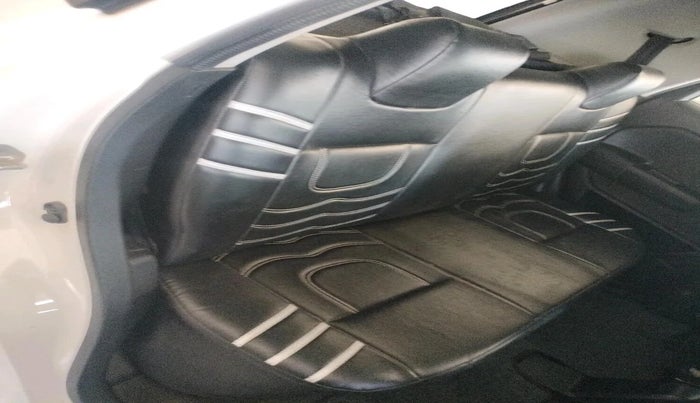 2022 Maruti New Wagon-R LXI (O) 1.0, Petrol, Manual, 28,617 km, interior