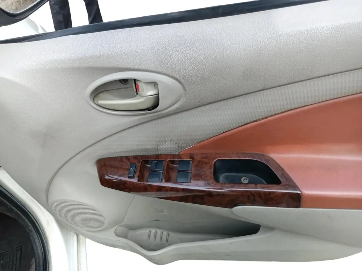 2013 Toyota Etios V, CNG, Manual, 1,09,651 km, interior
