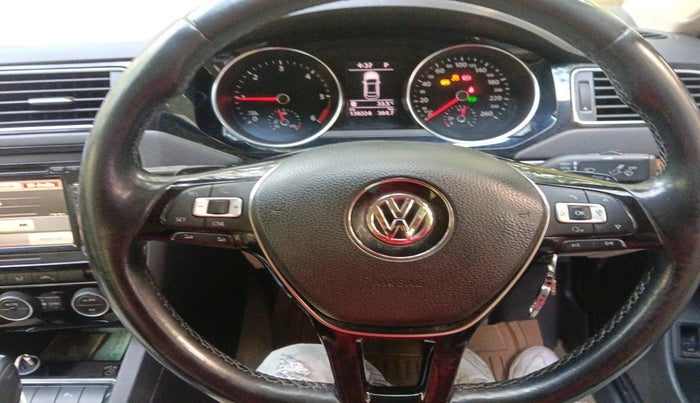 2015 Volkswagen Jetta HIGHLINE TDI AT, Diesel, Automatic, 1,30,224 km, interior