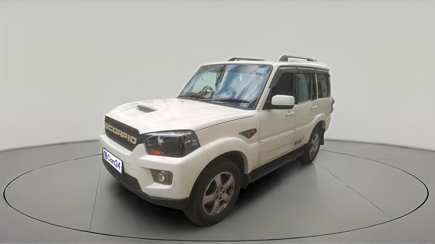 2017 Mahindra Scorpio S6 PLUS, Diesel, Manual, 1,37,284 km, exterior