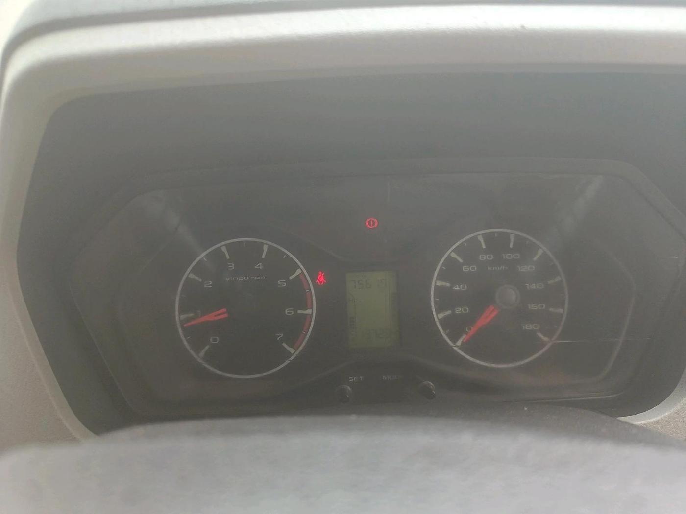 2017 Mahindra Scorpio S6 PLUS, Diesel, Manual, 1,37,284 km, interior
