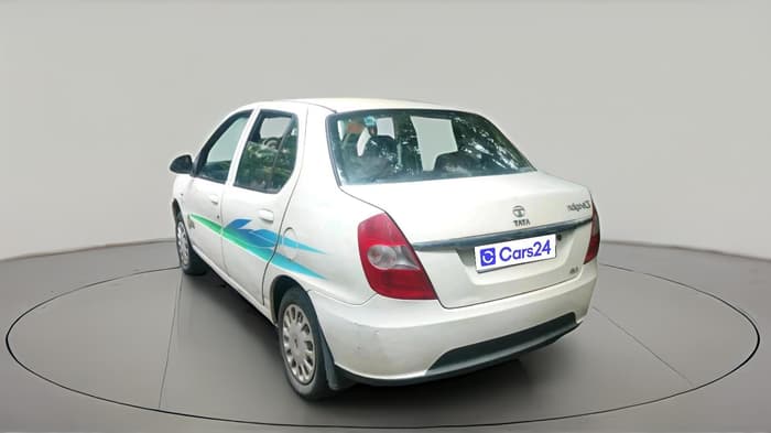 2014 Tata Indigo ECS GLX EMAX CNG, CNG, Manual, 2,04,569 km, exterior