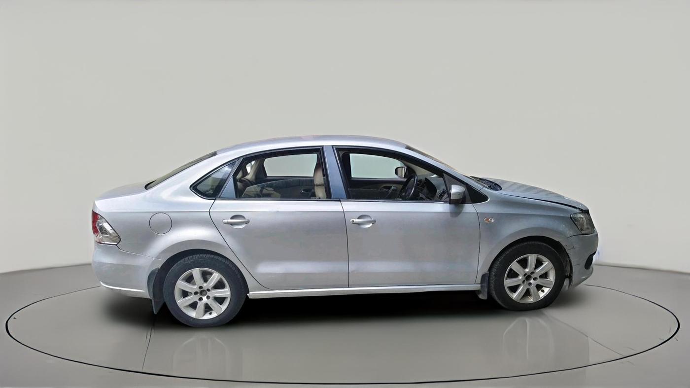 2011 Volkswagen Vento HIGHLINE PETROL AT, CNG, Automatic, 1,86,107 km, exterior