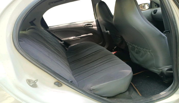 2011 Toyota Etios Liva G, Petrol, Manual, 74,474 km, interior