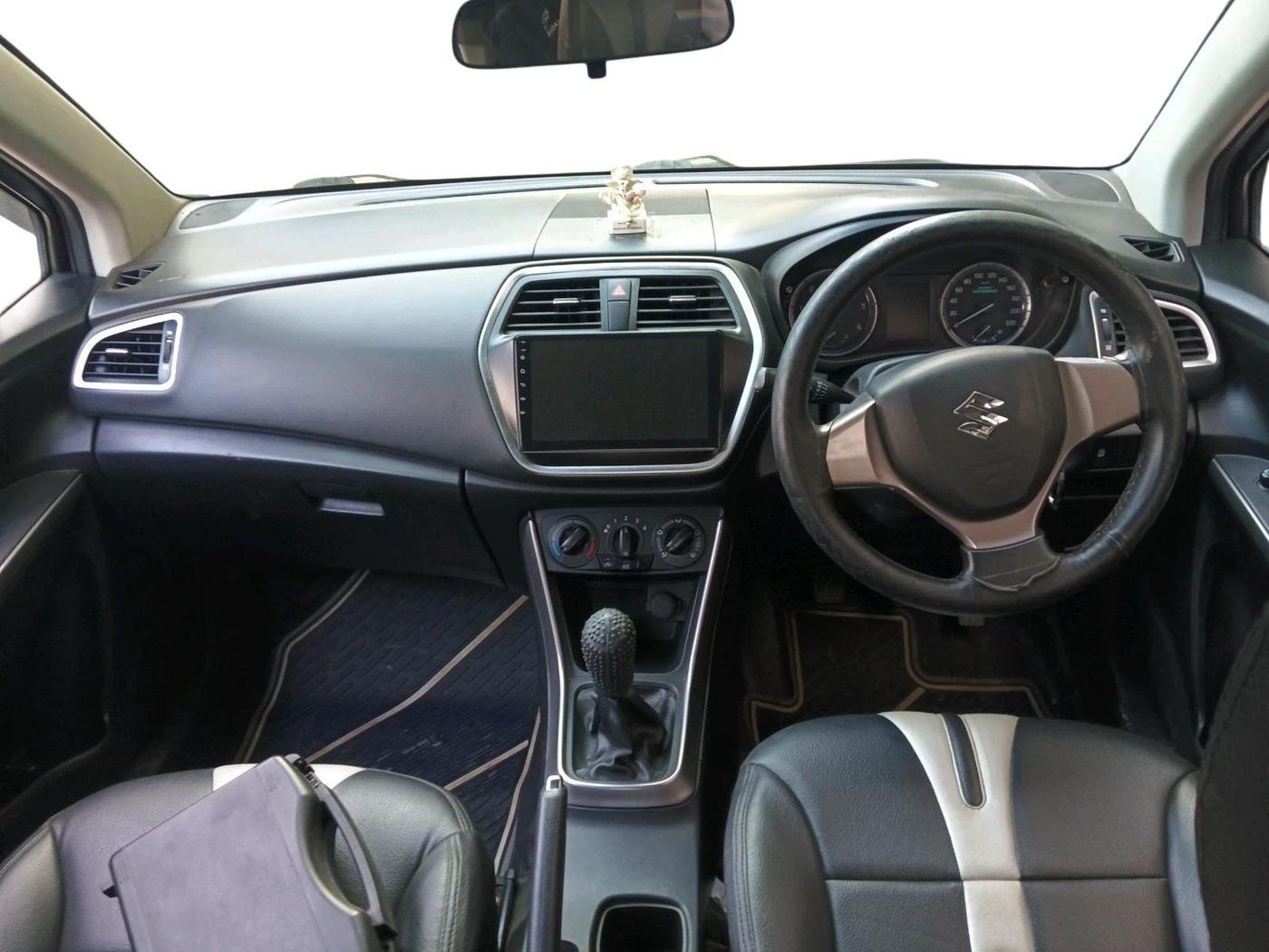 2018 Maruti S Cross SIGMA 1.3, Diesel, Manual, 71,101 km, interior