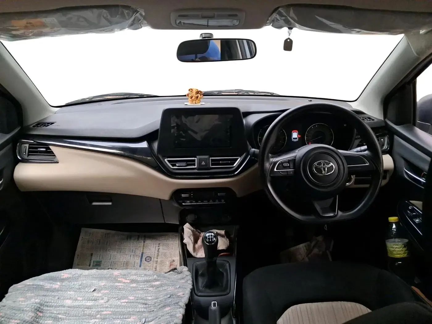 2023 Toyota Glanza G, Petrol, Manual, 18,147 km, interior
