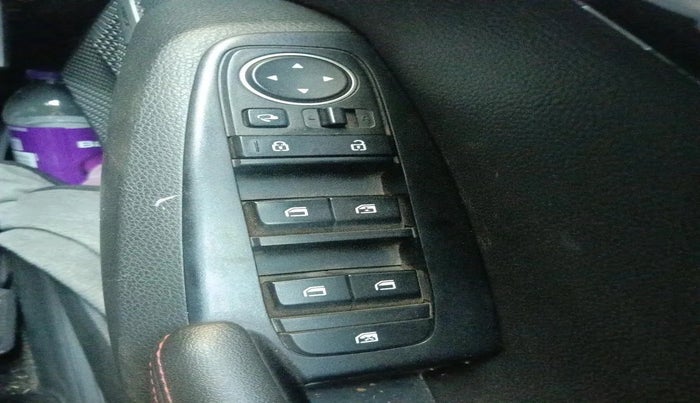 2021 KIA SELTOS GTX PLUS AT 1.5 DIESEL, Diesel, Automatic, 87,374 km, interior