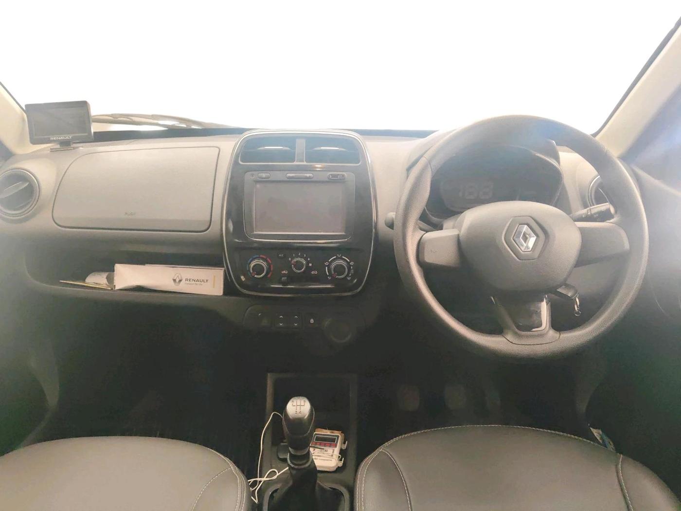 2018 Renault Kwid RXT 1.0, Petrol, Manual, 7,834 km, interior