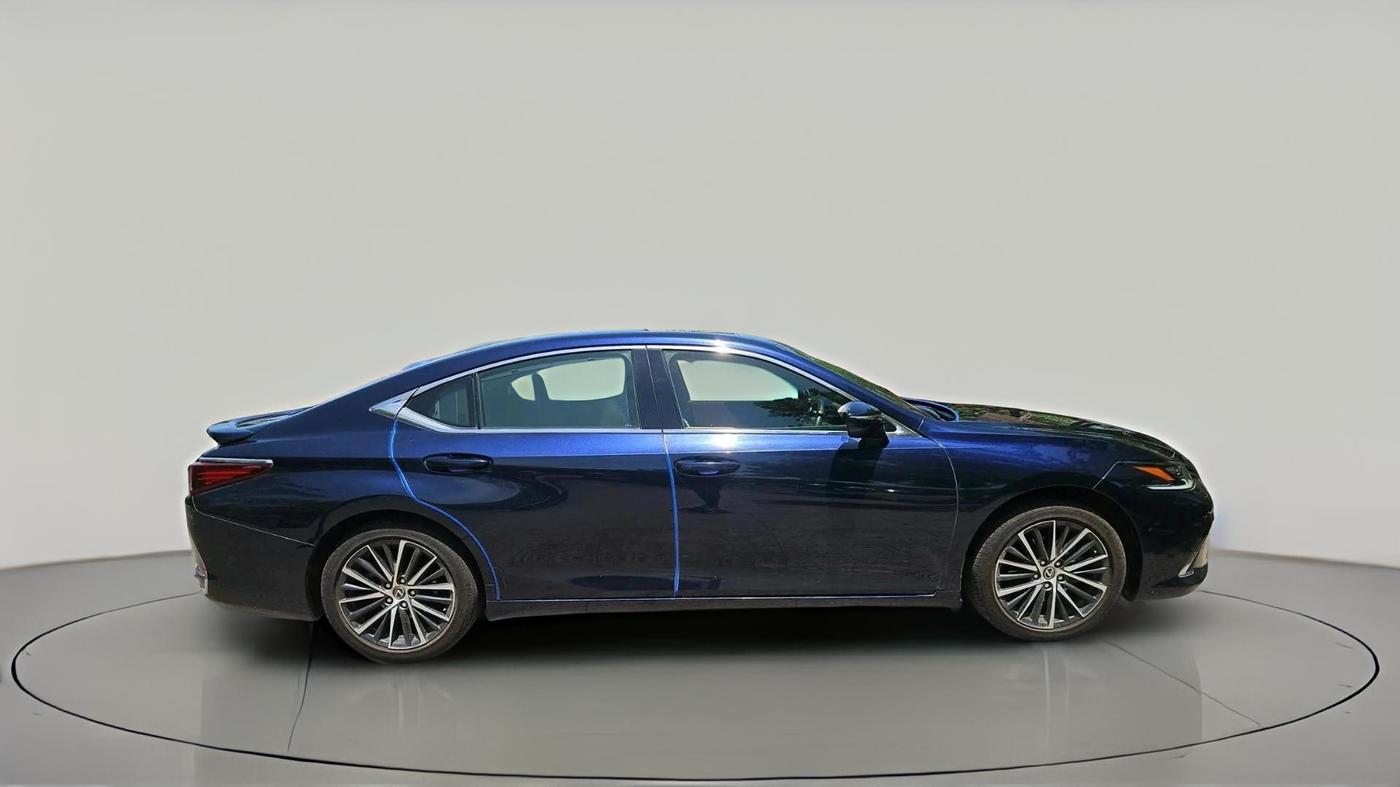 2023 Lexus ES 300h Luxury, Hybrid, Automatic, 5,173 km, exterior