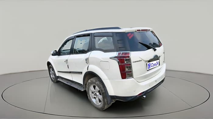 2012 Mahindra XUV500 W8, Diesel, Manual, 1,60,371 km, exterior