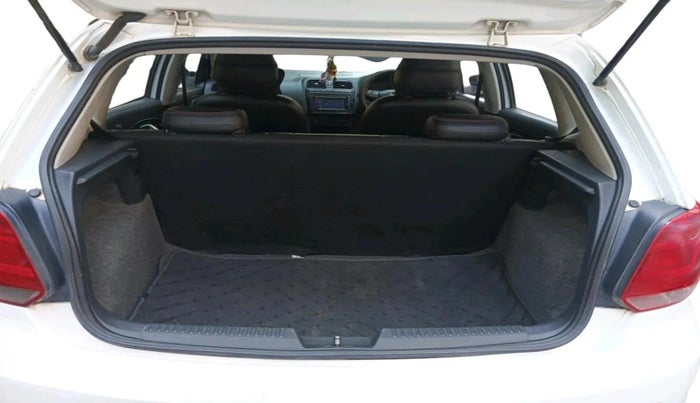 2014 Volkswagen Polo COMFORTLINE 1.2 Diesel, Diesel, Manual, 2,05,009 km, exterior