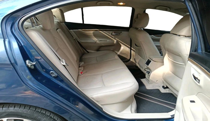 2018 Maruti Ciaz ALPHA 1.5 SHVS PETROL, Petrol, Manual, 41,087 km, interior