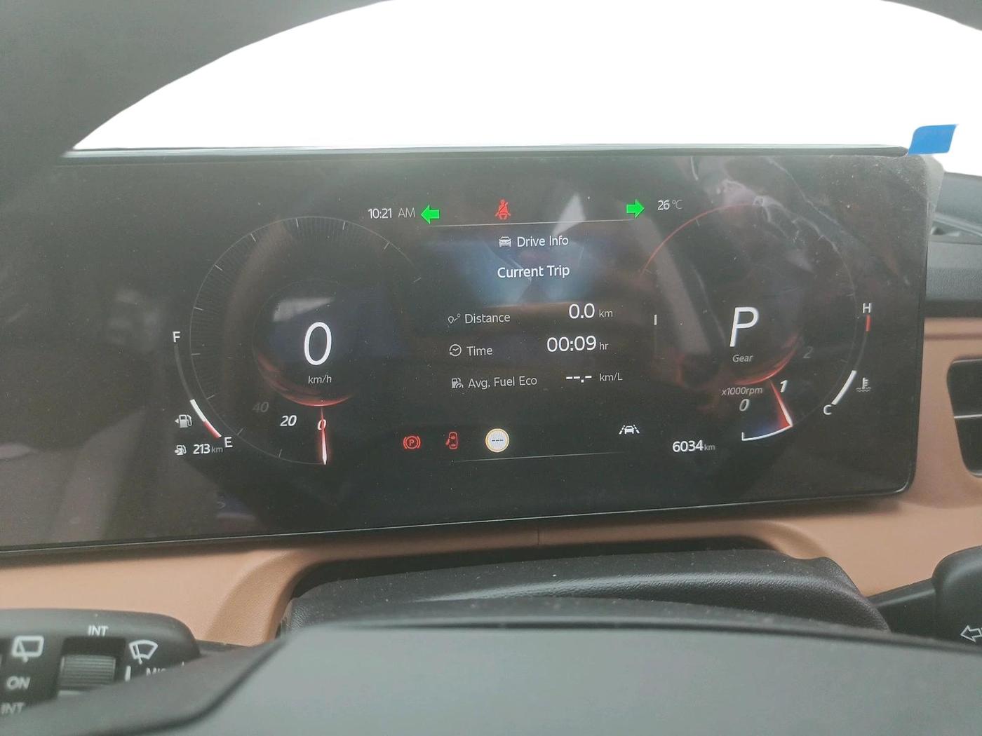 2026 Mahindra XUV 7XO AX7 T 2WD Petrol 2.0L Turbo Automatic 7 STR, Petrol, Automatic, 6,034 km, interior