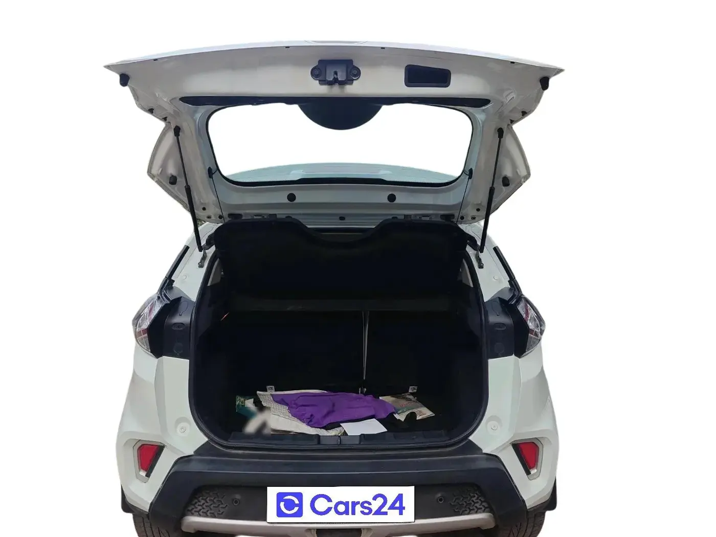 2023 Tata NEXON XZA PLUS DIESEL (L), Diesel, Automatic, 41,417 km, exterior