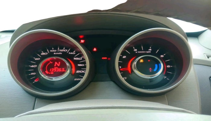 2012 Mahindra XUV500 W8, Diesel, Manual, 1,39,363 km, interior