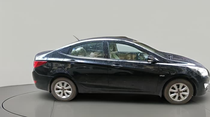 2015 Hyundai Verna FLUIDIC 4S 1.6 VTVT S, Petrol, Manual, 1,31,121 km, exterior