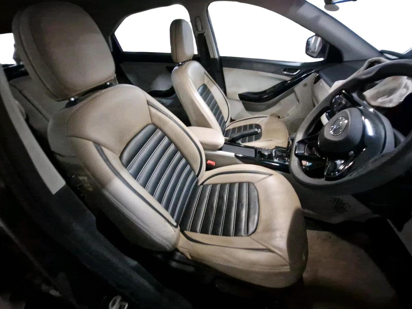 2022 Tata NEXON XZA PLUS PETROL, Petrol, Automatic, 34,274 km, interior