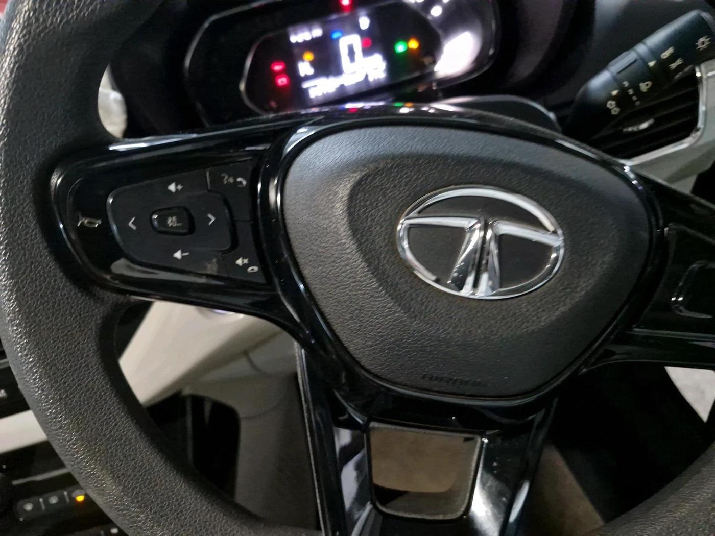 2022 Tata NEXON XZA PLUS PETROL, Petrol, Automatic, 34,274 km, interior