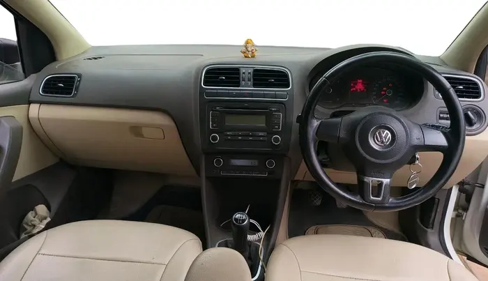 2011 Volkswagen Vento HIGHLINE DIESEL 1.6, Diesel, Manual, 1,33,200 km, interior