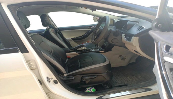 2022 Tata NEXON XZA PLUS DIESEL, Diesel, Automatic, 35,941 km, interior