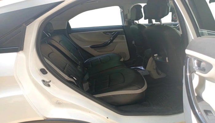 2022 Tata NEXON XZA PLUS DIESEL, Diesel, Automatic, 35,941 km, interior