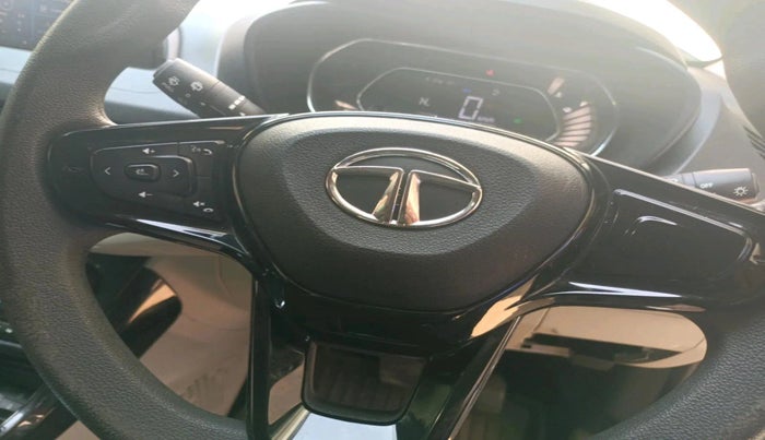 2022 Tata NEXON XZA PLUS DIESEL, Diesel, Automatic, 35,941 km, interior