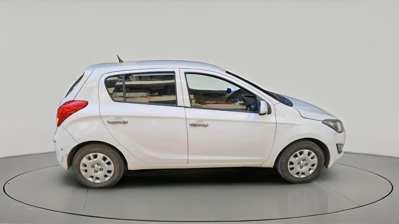 2014 Hyundai i20 MAGNA (O) 1.2, Petrol, Manual, 1,34,258 km, exterior