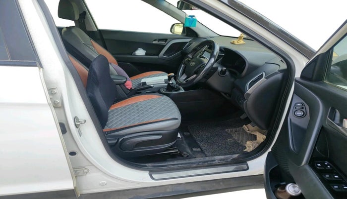 2017 Hyundai Creta SX PLUS 1.6 PETROL, Petrol, Manual, 47,040 km, interior