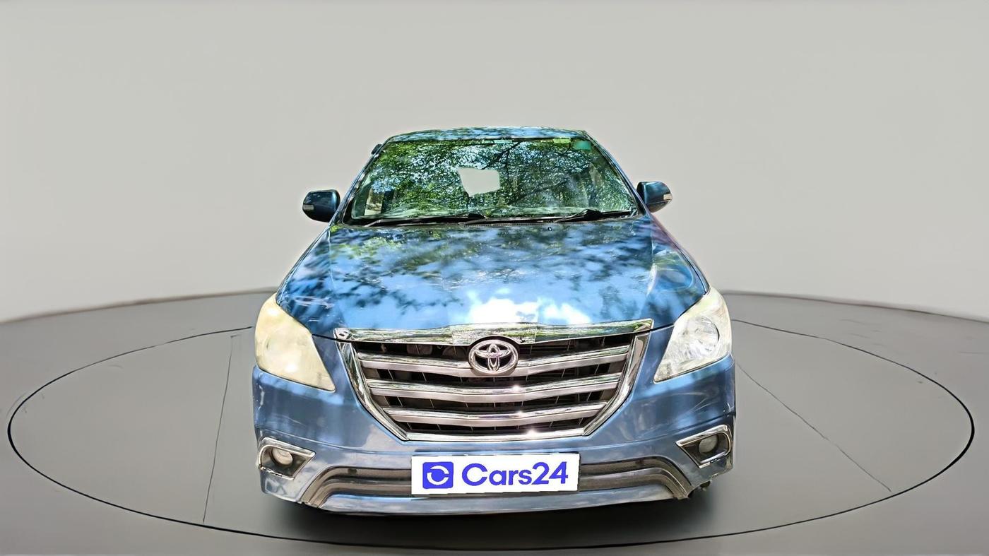 2014 Toyota Innova 2.5 VX 7 STR, Diesel, Manual, 2,14,144 km, exterior