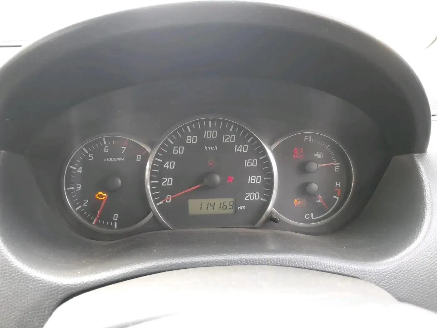 2010 Maruti Swift ZXI, CNG, Manual, 1,14,169 km, interior