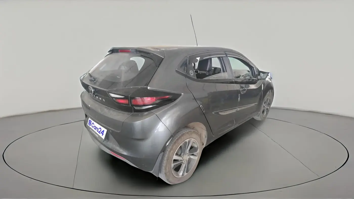 2024 Tata ALTROZ XZ PETROL, Petrol, Manual, 7,597 km, exterior