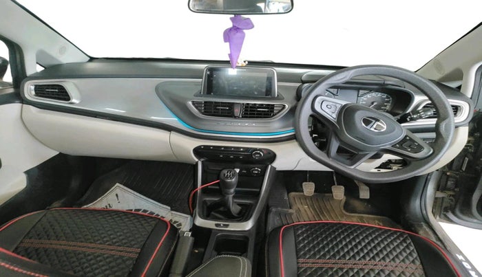 2024 Tata ALTROZ XZ PETROL, Petrol, Manual, 7,597 km, interior