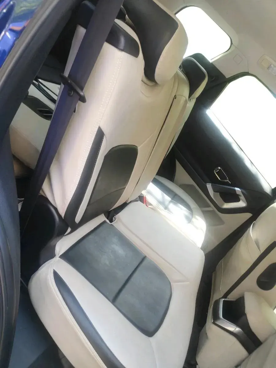 2022 Tata Safari XT PLUS, Diesel, Manual, 48,402 km, interior