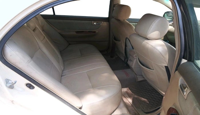 2007 Toyota Corolla H2 E 1.8, Petrol, Manual, 3,26,706 km, interior