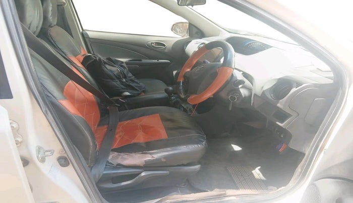 2013 Toyota Etios GD, Diesel, Manual, 1,41,665 km, interior