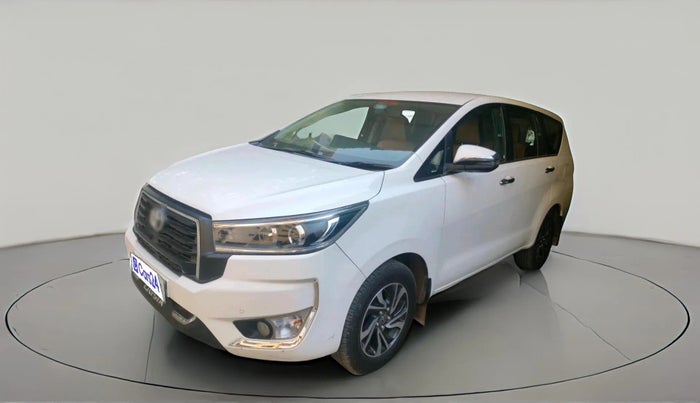 2023 Toyota Innova Crysta 2.4 VX 7STR, Diesel, Manual, 48,609 km, exterior