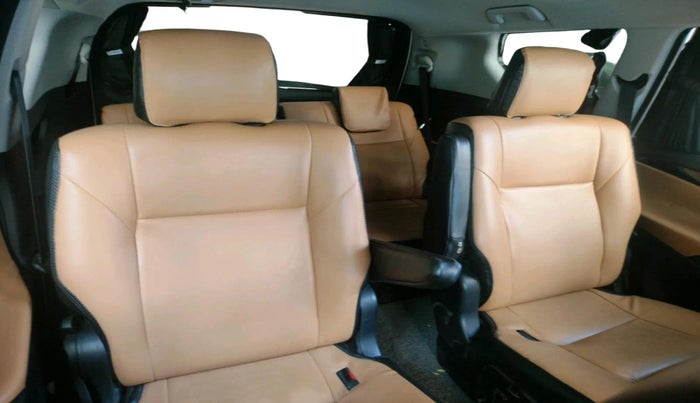 2023 Toyota Innova Crysta 2.4 VX 7STR, Diesel, Manual, 48,609 km, interior