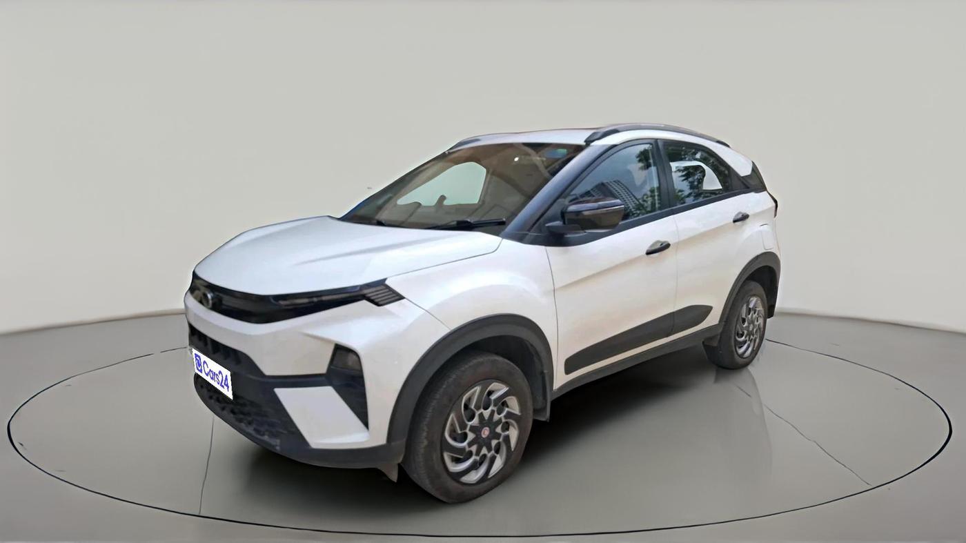 2024 Tata NEXON PURE SUNROOF 1.2 PETROL, Petrol, Manual, 5,061 km, exterior